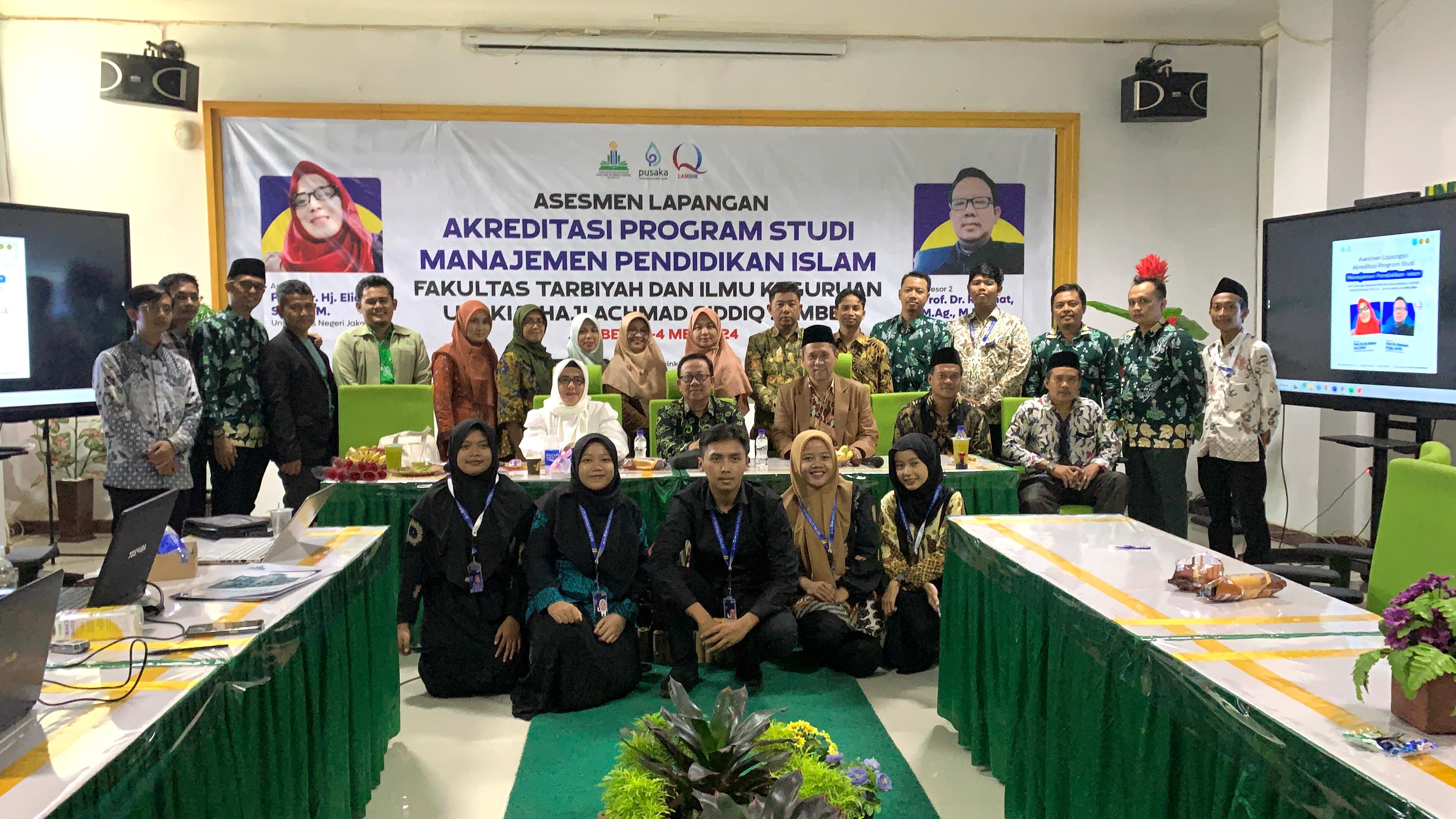 WOW! MEMBANGGAKAN MPI UIN KHAS JEMBER RAIH PREDIKAT UNGGUL